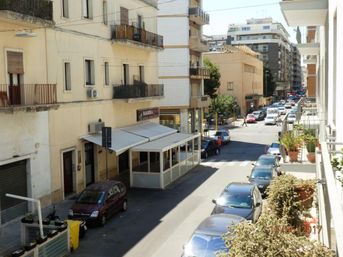 Willa Casa Lauretta - Terrazza - Garage Wifi E Bici Gratuite Lecce Zewnętrze zdjęcie