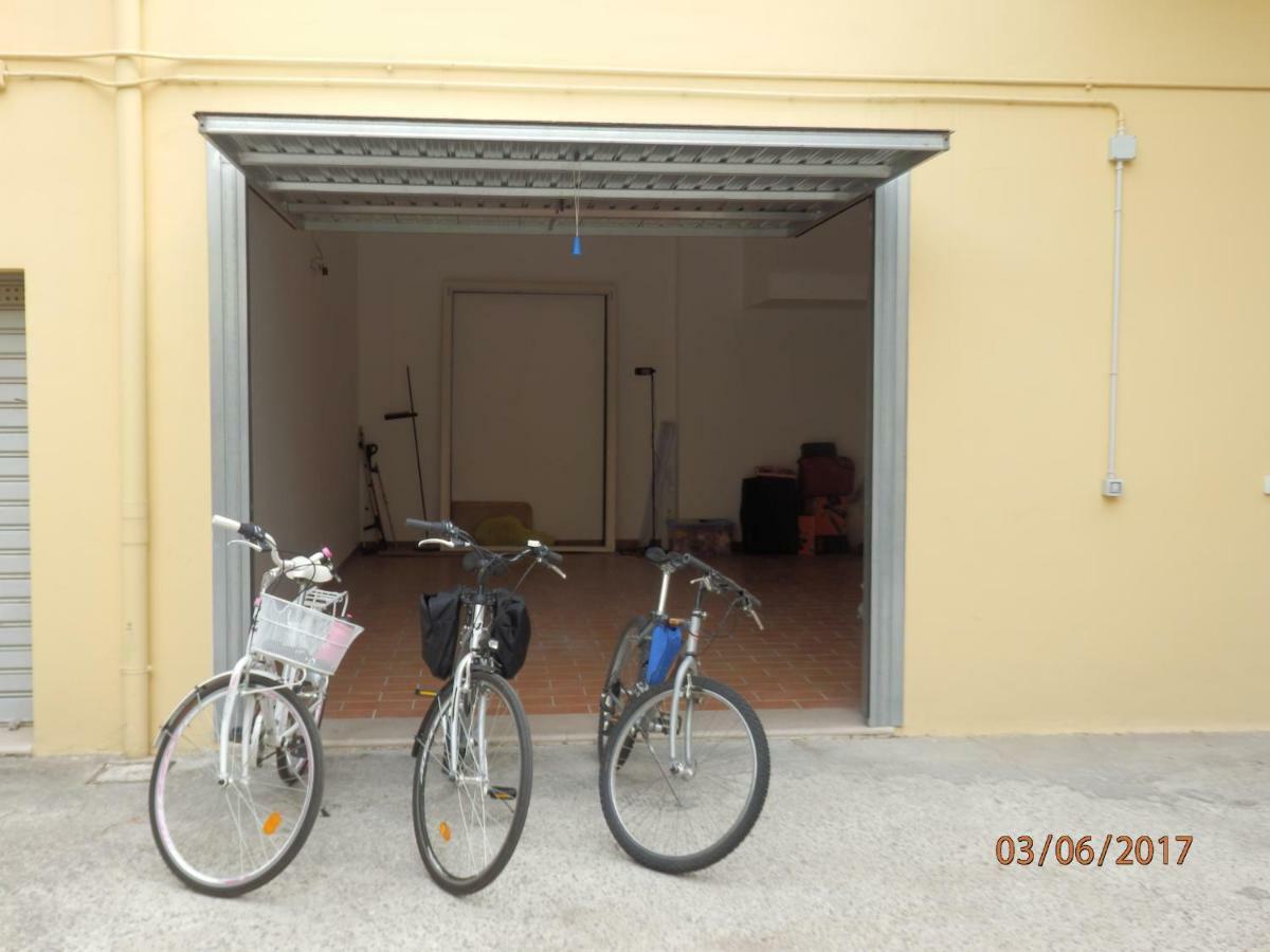 Willa Casa Lauretta - Terrazza - Garage Wifi E Bici Gratuite Lecce Zewnętrze zdjęcie
